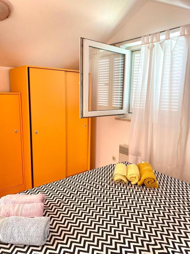 Apartment Prilaz Obali Dramalj Bagian luar foto