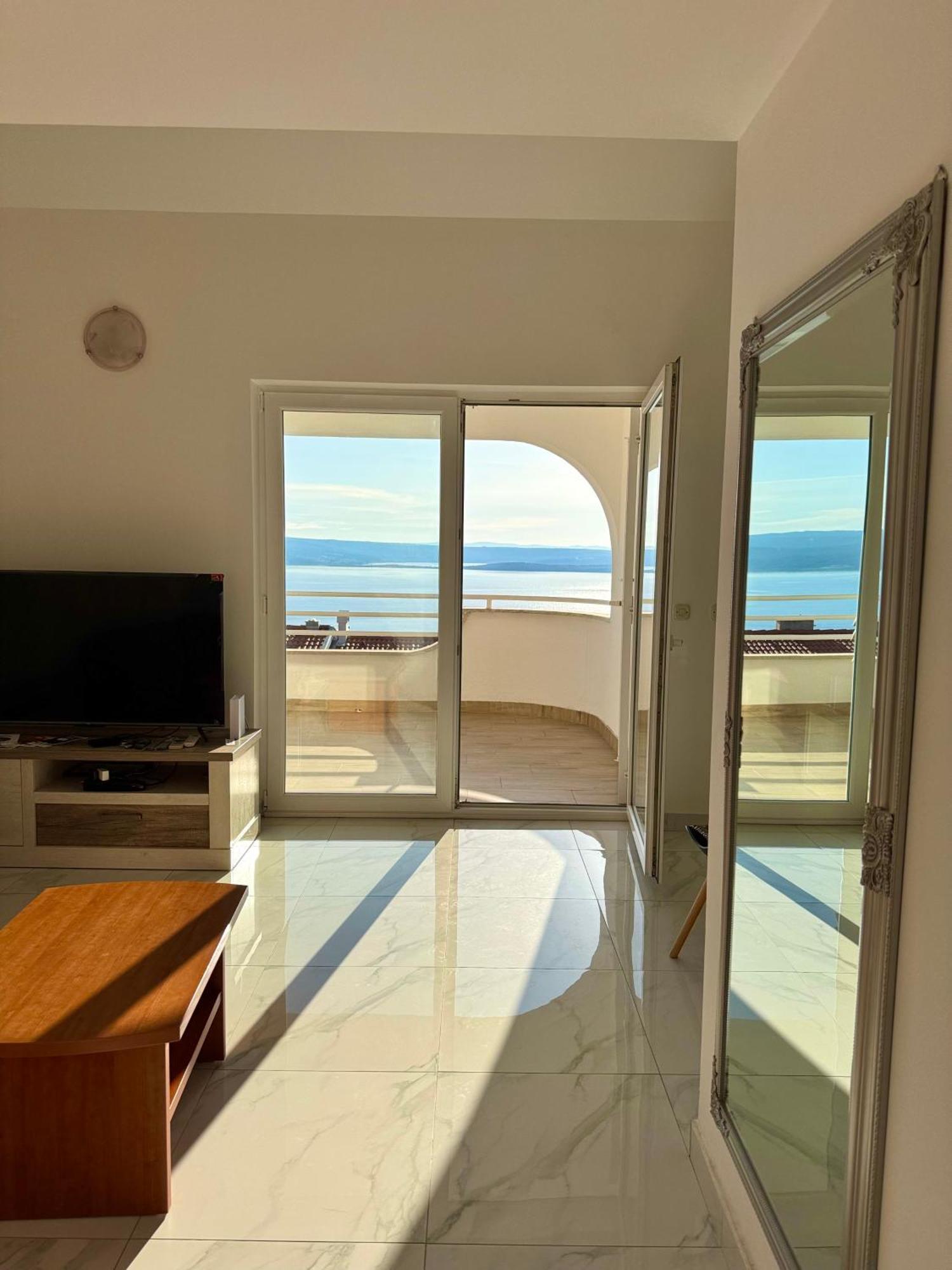 Apartment Prilaz Obali Dramalj Bagian luar foto
